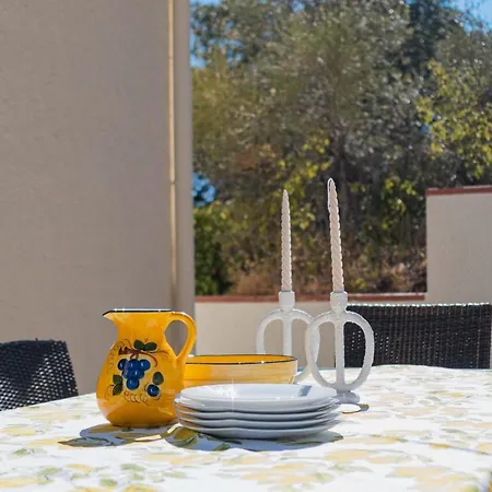 Regina's - Les Hibiscus * Banyuls-sur-Mer